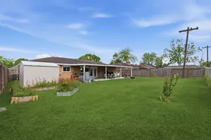 3131 Fernrock Dr, La Porte, TX 77571 - Photo 32