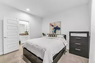 2804 Grand Fountains Dr, Houston, TX 77054 - Photo 24