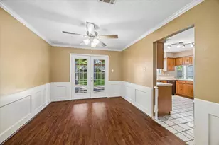 2710 Golden Leaf Dr, Houston, TX 77339 - Photo 16