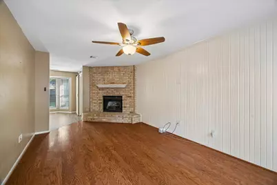 2710 Golden Leaf Drive, Houston, TX 77339 - Photo 6