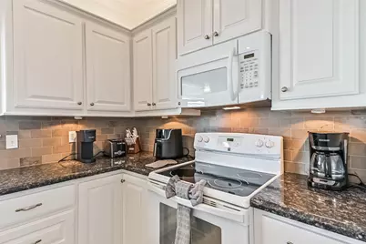 841 Buell, Crystal Beach, TX 77650 - Photo 18