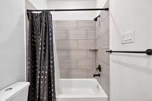 1406 W 21st St, Houston, TX 77008 - Photo 8