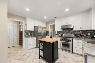 505 Lochnell Dr, Houston, TX 77062 - Photo 10