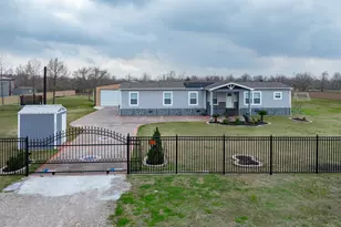 15211 Linda Ln, Santa Fe, TX 77517 - Photo 2
