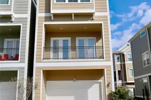 1227 W 19th St, Houston, TX 77008 - Photo 2