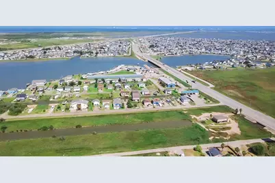 7140 Beau Terre, Hitchcock, TX 77563 - Photo 6