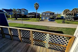 12929 John Reynolds Rd, Galveston, TX 77554 - Photo 42