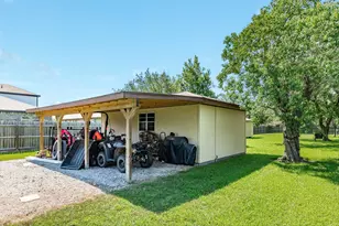 1412 Buchta Rd, Angleton, TX 77515 - Photo 14