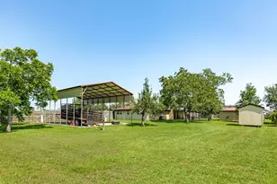 1412 Buchta Rd, Angleton, TX 77515 - Photo 18