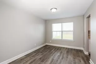 5415 Espuela Ln, Baytown, TX 77521 - Photo 6