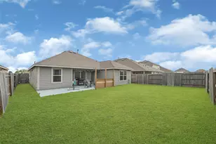 4822 Camden Bristol Dr, Baytown, TX 77521 - Photo 24