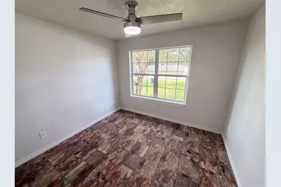 9002 Barracuda Drive, Texas City, TX 77591 - Photo 10