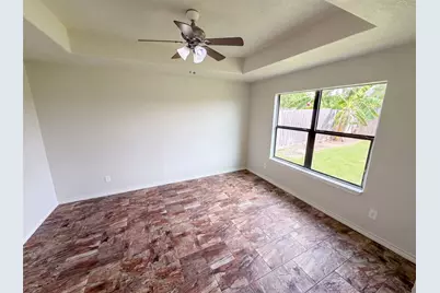 9002 Barracuda Drive, Texas City, TX 77591 - Photo 4