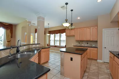 14207 Ashmore Reef Court, Sugar Land, TX 77498 - Photo 8