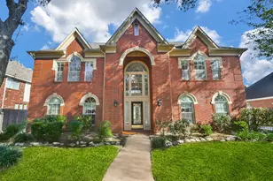 4323 Magnolia Ln, Sugar Land, TX 77478 - Photo 1