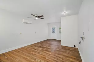 8714 Amblewood Dr, Houston, TX 77099 - Photo 16