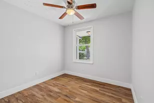 8714 Amblewood Dr, Houston, TX 77099 - Photo 18