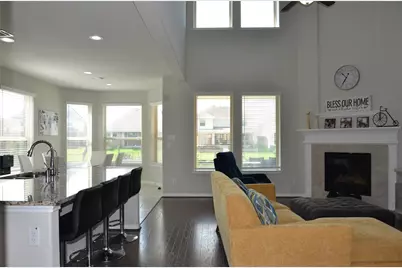 2318 Anzio Court, Missouri City, TX 77459 - Photo 4