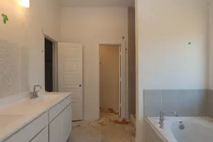 10220 Burton Path, Montgomery, TX 77316 - Photo 10
