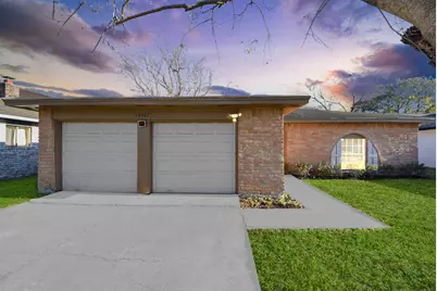 16607 Barcelona Drive, Friendswood, TX 77546 - Photo 2