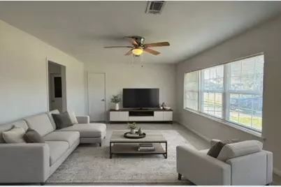 1426 Shawnee Street, Houston, TX 77034 - Photo 4