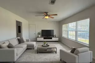 1426 Shawnee St, Houston, TX 77034 - Photo 4