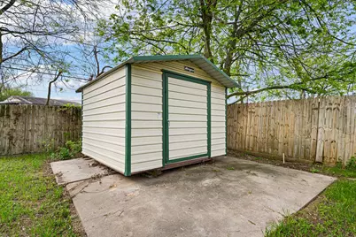 1426 Shawnee Street, Houston, TX 77034 - Photo 32