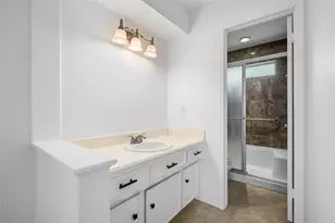 12715 Big Stone Dr, Houston, TX 77066 - Photo 22