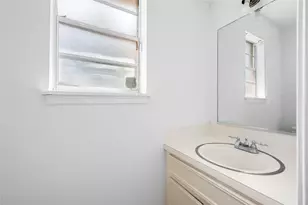 12715 Big Stone Dr, Houston, TX 77066 - Photo 18