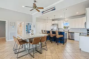 866 Townsend Dr, Crystal Beach, TX 77650 - Photo 12
