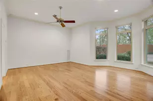 309 Westminster Dr, Houston, TX 77024 - Photo 20