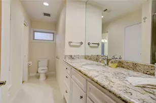 309 Westminster Dr, Houston, TX 77024 - Photo 34