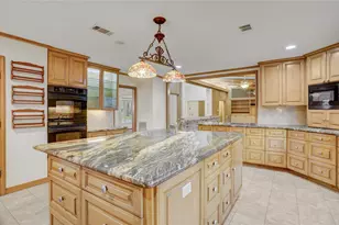 309 Westminster Dr, Houston, TX 77024 - Photo 14