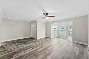 1405 Palm St, La Marque, TX 77568 - Photo 6