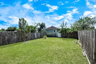 3804 Lila St, Houston, TX 77026 - Photo 14