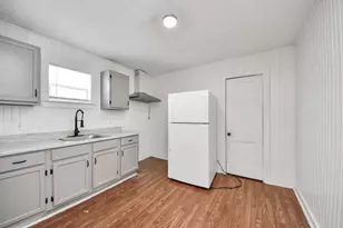 3804 Lila St, Houston, TX 77026 - Photo 6