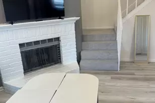 3130 Walnut Bend Ln Ln, Houston, TX 77042 - Photo 4