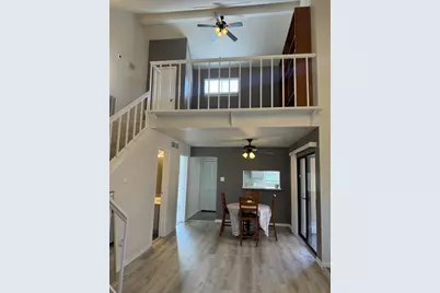 3130 Walnut Bend Ln Lane #424, Houston, TX 77042 - Photo 6