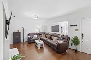 1950 Augusta Dr, Houston, TX 77057 - Photo 6