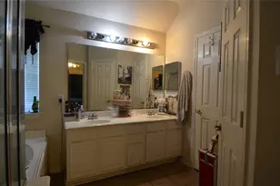 5518 Bowles Ct, Spring, TX 77388 - Photo 10