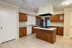 15307 Pebble Lake Dr, Houston, TX 77095 - Photo 10