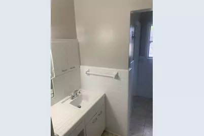 911 Roberts Street, El Campo, TX 77437 - Photo 12