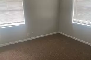 911 Roberts St, El Campo, TX 77437 - Photo 14
