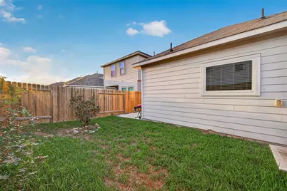 6528 Castle Loch Court, Houston, TX 77048 - Photo 46
