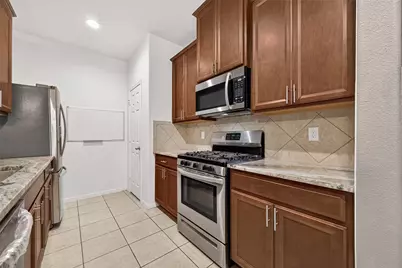 6528 Castle Loch Court, Houston, TX 77048 - Photo 14
