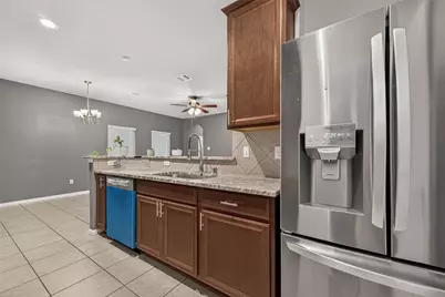 6528 Castle Loch Court, Houston, TX 77048 - Photo 18