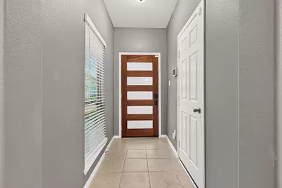 6528 Castle Loch Court, Houston, TX 77048 - Photo 8