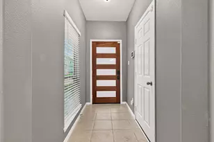 6528 Castle Loch Ct, Houston, TX 77048 - Photo 8