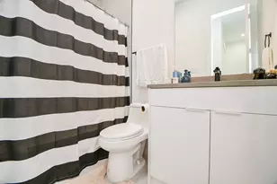 7603 Jacquelyn Gdns Ln, Houston, TX 77055 - Photo 18