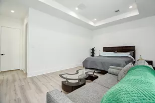 7603 Jacquelyn Gdns Ln, Houston, TX 77055 - Photo 26